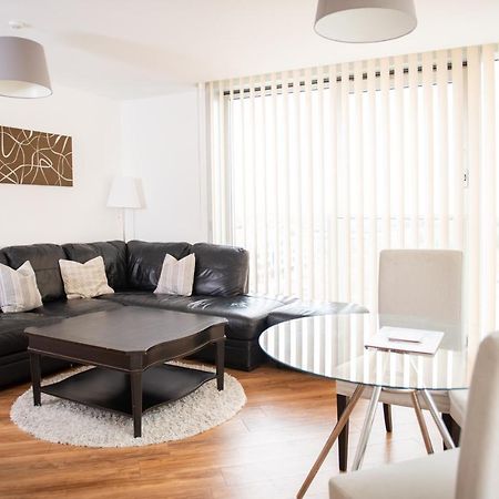 City Stay Apartments - Hub Milton Keynes Buitenkant foto