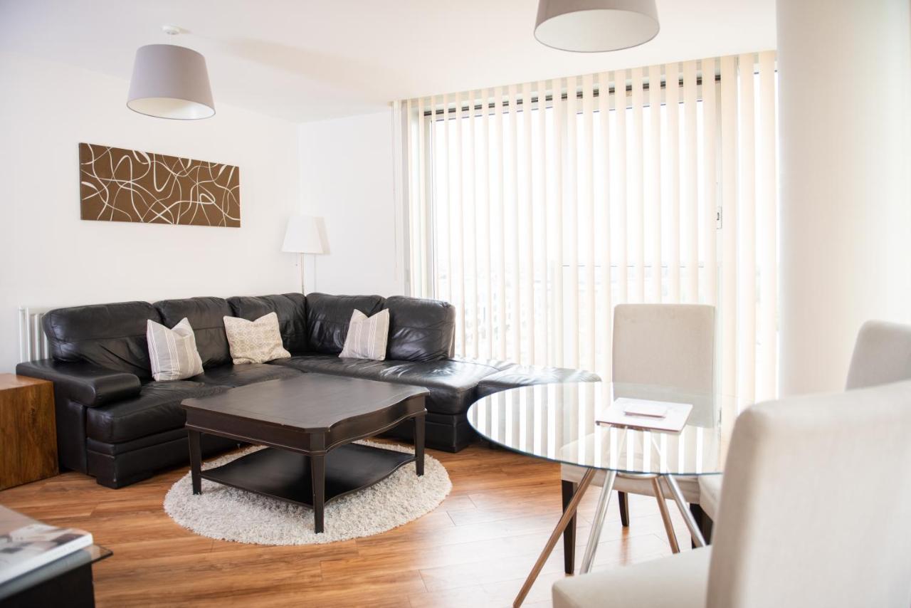 City Stay Apartments - Hub Milton Keynes Buitenkant foto