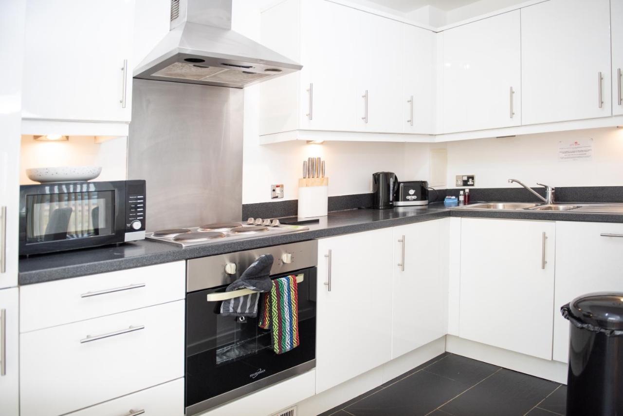 City Stay Apartments - Hub Milton Keynes Buitenkant foto