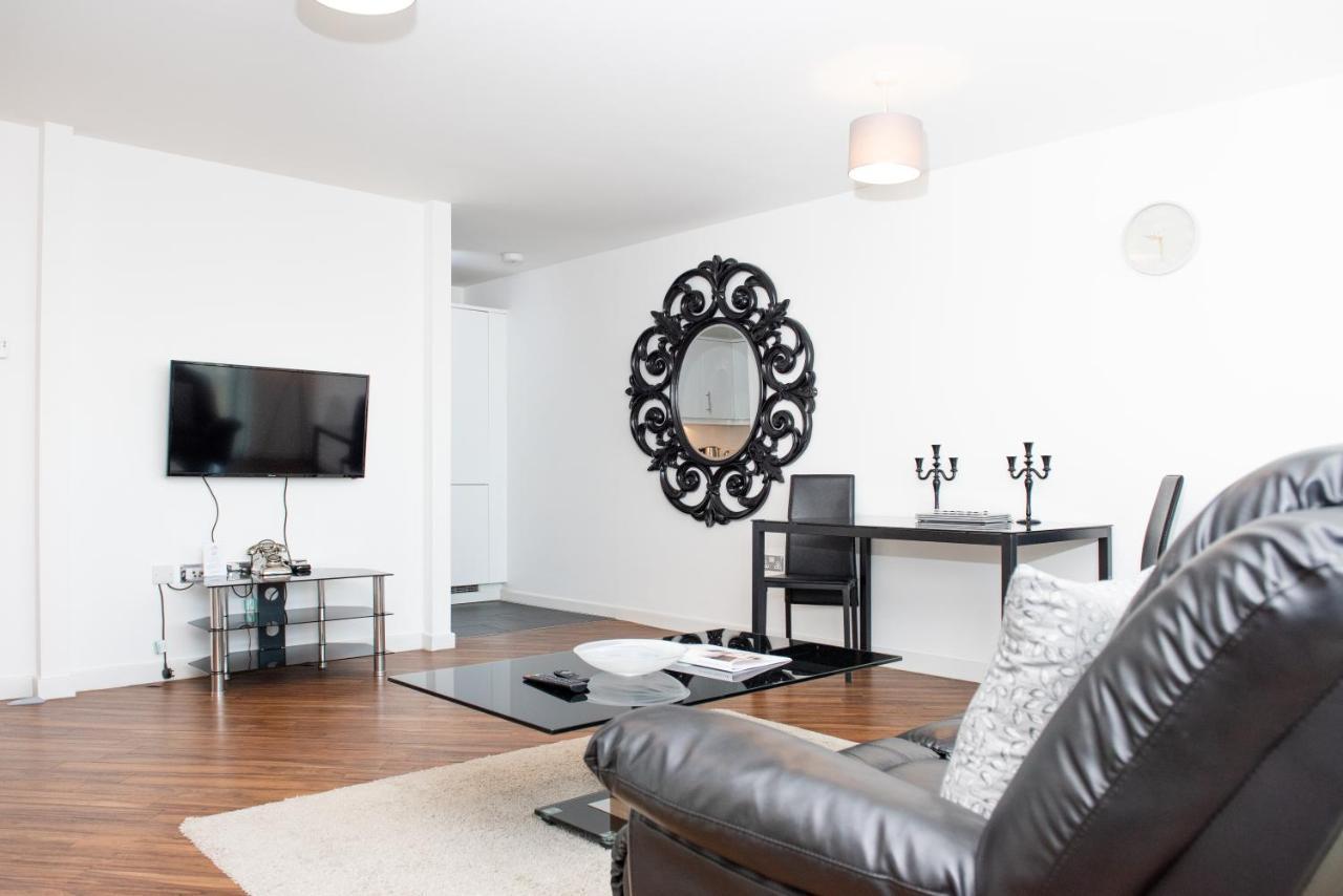 City Stay Apartments - Hub Milton Keynes Buitenkant foto