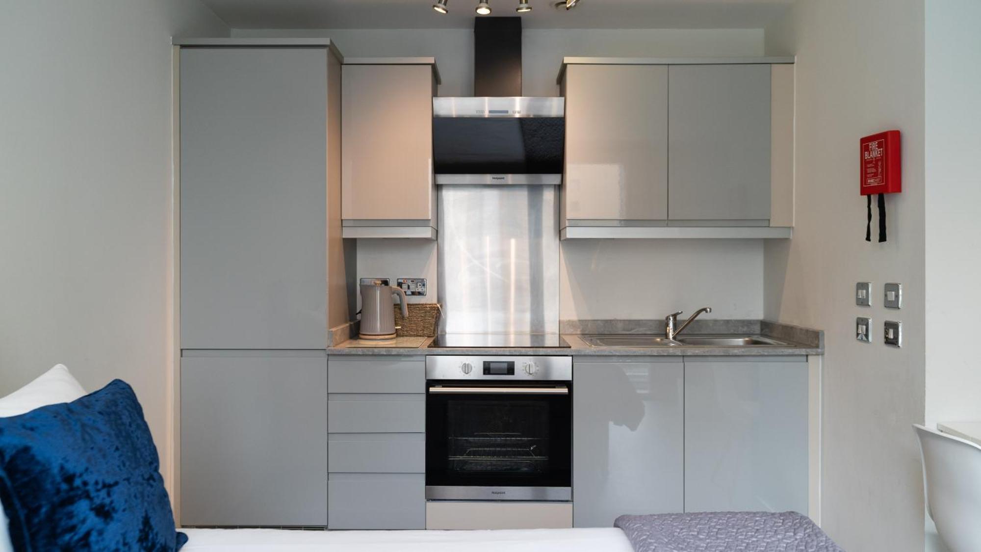 City Stay Apartments - Hub Milton Keynes Buitenkant foto
