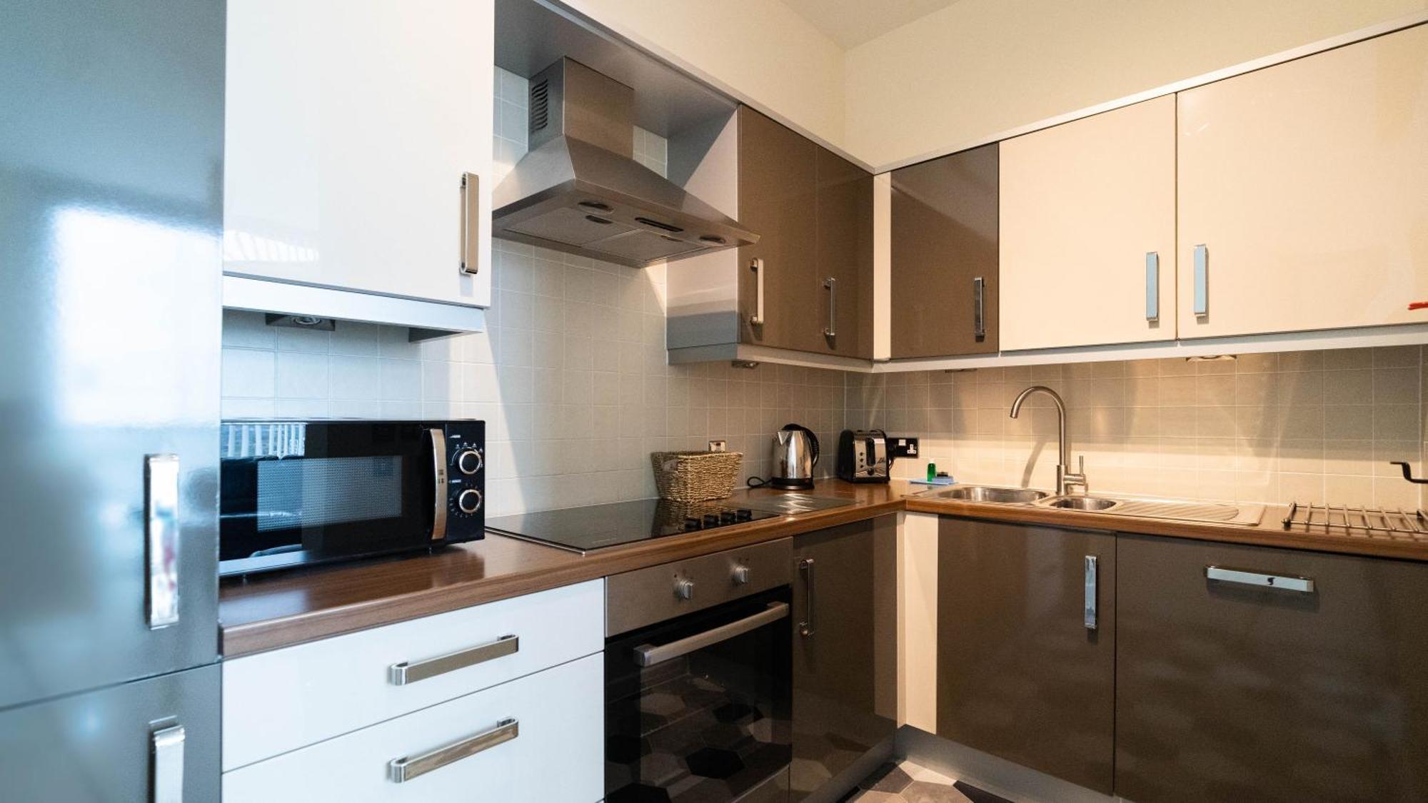 City Stay Apartments - Hub Milton Keynes Buitenkant foto
