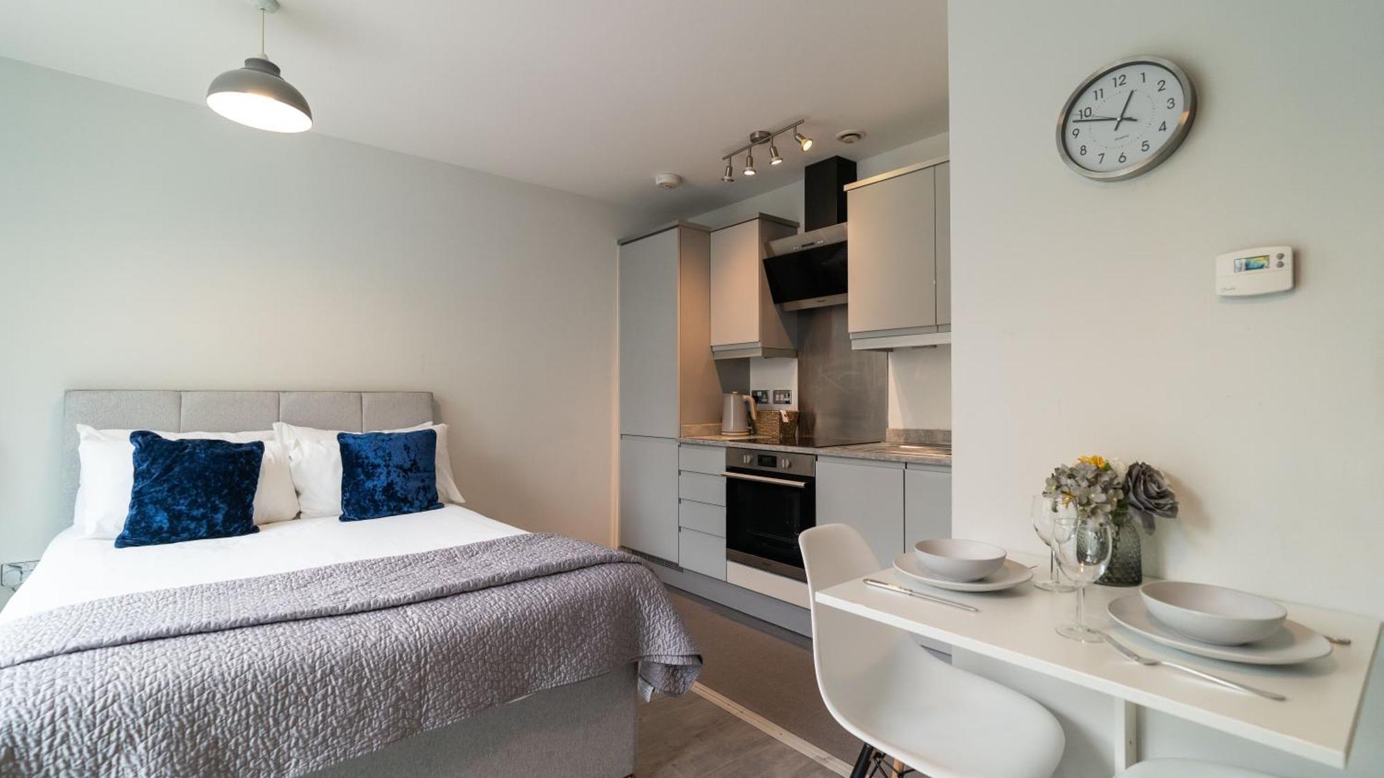 City Stay Apartments - Hub Milton Keynes Buitenkant foto